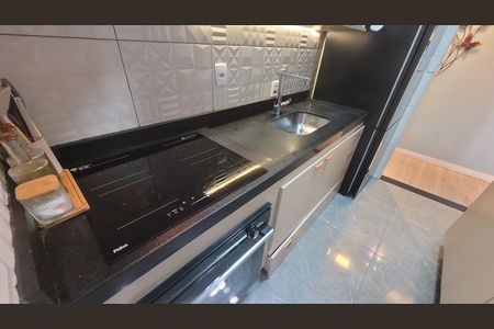 Cozinha de apartamento para alugar com 2 quartos, 54m² em Vila Alpina, São Paulo