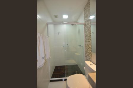 Banheiro da Suíte de apartamento à venda com 2 quartos, 72m² em Vila Valqueire, Rio de Janeiro