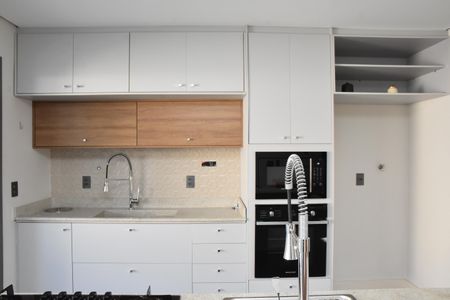 Cozinha - Armários de casa de condomínio à venda com 3 quartos, 238m² em Gramadão, Jundiaí