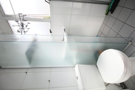 Banheiro/Área de servço de kitnet/studio para alugar com 1 quarto, 32m² em Parque Fernanda, São Paulo