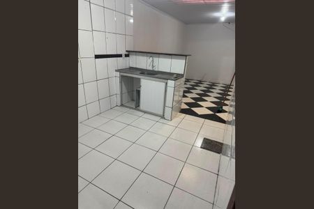 Casa à venda com 250m², 5 quartos e 3 vagas Casa à venda com 250m², 5 quartos e 3 vagasÁrea de serviço