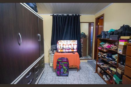 Casa à venda com 250m², 5 quartos e 3 vagasSuíte