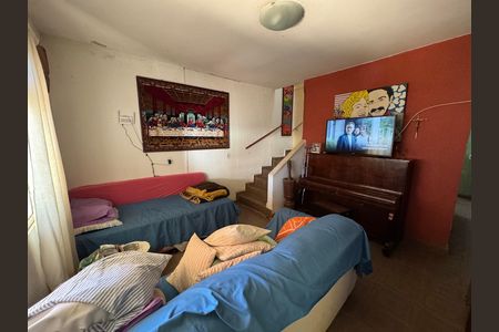 Casa à venda com 4 quartos, 197m² em Qr 404, Brasília
