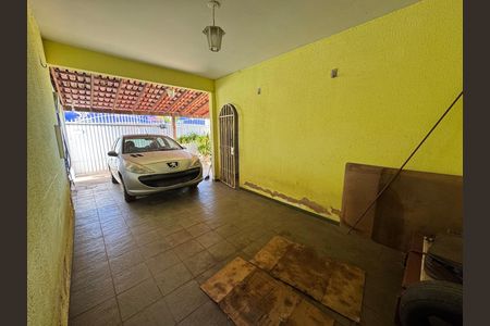 Casa à venda com 4 quartos, 197m² em Qr 404, Brasília