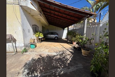 Casa à venda com 4 quartos, 197m² em Qr 404, Brasília