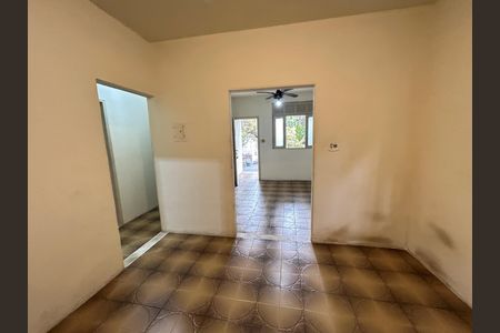 Sala 2 de casa para alugar com 2 quartos, 72m² em Praça Seca, Rio de Janeiro