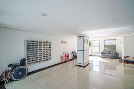 Hall de entrada de apartamento à venda com 2 quartos, 52m² em Butantã, São Paulo