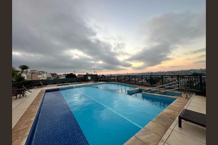 Apartamento para alugar com 64m², 3 quartos e 1 vaga Apartamento para alugar com 64m², 3 quartos e 1 vagaPiscina