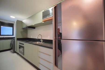 Cozinha de apartamento para alugar com 2 quartos, 70m² em Saco Grande, Florianópolis