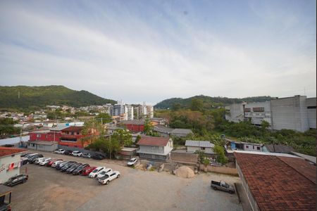 Suite - vista de apartamento para alugar com 2 quartos, 70m² em Saco Grande, Florianópolis