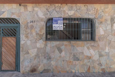 Placa instalada de casa para alugar com 3 quartos, 200m² em Vila Formosa, São Paulo