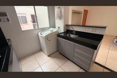 Apartamento para alugar com 43m², 2 quartos e 2 vagasCozinha e Área de Serviço
