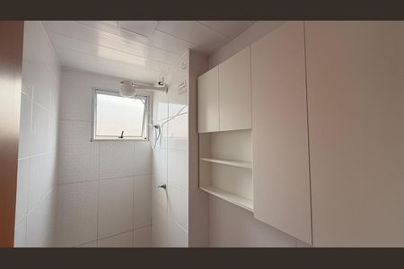 Apartamento para alugar com 43m², 2 quartos e 2 vagasBanheiro