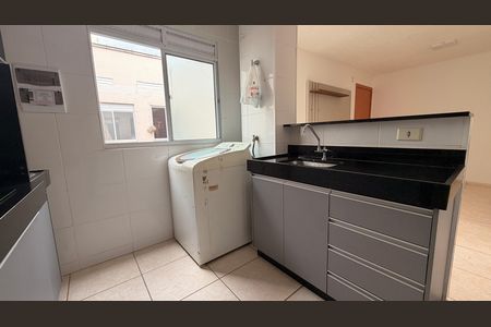 Apartamento para alugar com 43m², 2 quartos e 2 vagasCozinha e Área de Serviço