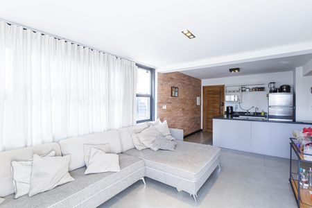 Apartamento à venda com 91m², 2 quartos e 1 vaga Apartamento à venda com 91m², 2 quartos e 1 vagaSala