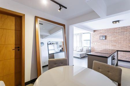 Apartamento à venda com 91m², 2 quartos e 1 vaga Apartamento à venda com 91m², 2 quartos e 1 vagaSala