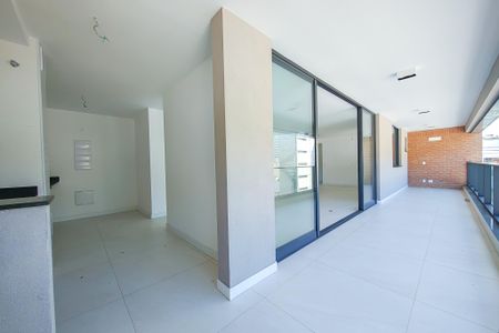 Varanda  de apartamento à venda com 3 quartos, 243m² em Botafogo, Rio de Janeiro
