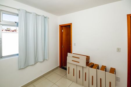 Apartamento para alugar com 3 quartos, 125m² em Floramar, Belo Horizonte