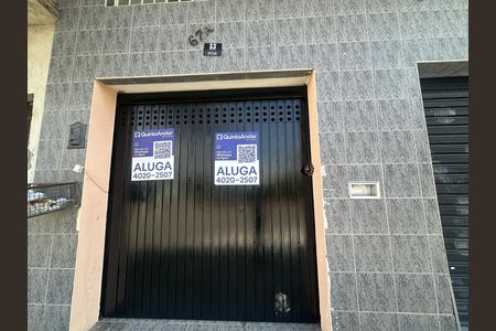 Fachada de casa para alugar com 1 quarto, 50m² em Jardim Belval, Barueri