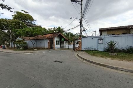 Fachada de apartamento para alugar com 2 quartos, 54m² em Cosmos, Rio de Janeiro