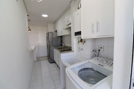 Área de Serviço de apartamento para alugar com 2 quartos, 61m² em Vila Isa, São Paulo