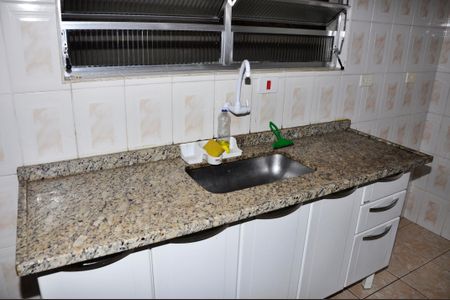 Cozinha de casa para alugar com 1 quarto, 60m² em Parque Taipas, São Paulo