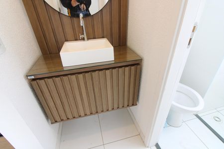 Apartamento para alugar com 46m², 2 quartos e sem vagaPia banheiro