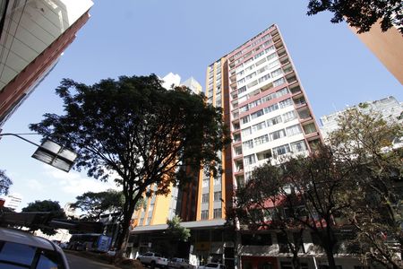 Fachada do Prédio de kitnet/studio à venda com 1 quarto, 40m² em Centro, Belo Horizonte