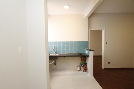 Cozinha de kitnet/studio à venda com 1 quarto, 40m² em Centro, Belo Horizonte