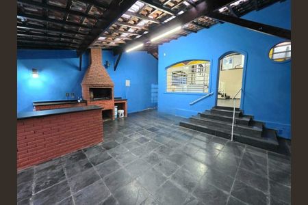 Casa à venda com 234m², 2 quartos e 2 vagas