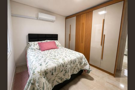 Quarto de apartamento à venda com 2 quartos, 65m² em Cristo Redentor, Porto Alegre