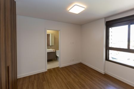Apartamento para alugar com 95m², 3 quartos e 2 vagas Apartamento para alugar com 95m², 3 quartos e 2 vagasSuíte 1