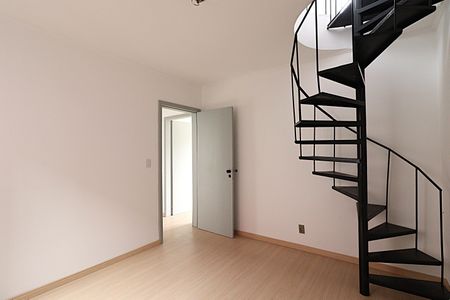Sala de apartamento à venda com 2 quartos, 112m² em Jardim do Salso, Porto Alegre
