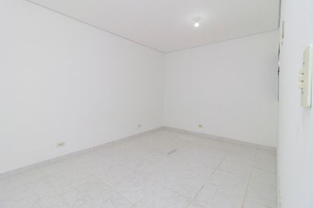 Quarto de casa para alugar com 1 quarto, 60m² em Jardim Imbé, São Paulo