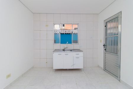 Cozinha de casa para alugar com 1 quarto, 60m² em Jardim Imbé, São Paulo