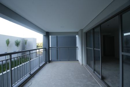 Varanda de apartamento para alugar com 3 quartos, 152m² em City América, São Paulo