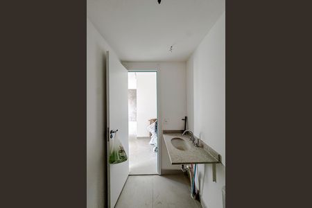 Apartamento para alugar com 40m², 2 quartos e sem vaga Apartamento para alugar com 40m², 2 quartos e sem vagaBanheiro