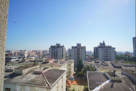 Sala - Vista de apartamento para alugar com 2 quartos, 57m² em Passo D’areia, Porto Alegre