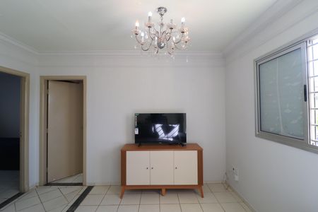 Apartamento para alugar com 65m², 2 quartos e 1 vagaSala