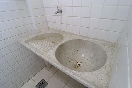 Apartamento para alugar com 65m², 2 quartos e 1 vagaÁrea de Serviço