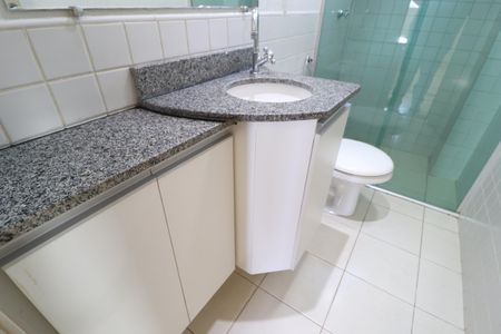Apartamento para alugar com 65m², 2 quartos e 1 vagaBanheiro Social