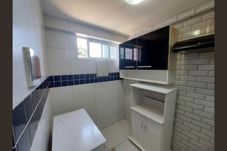 Cozinha de apartamento para alugar com 2 quartos, 52m² em Eldorado, Contagem