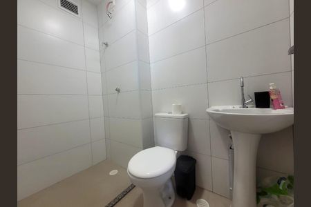 Banheiro de apartamento para alugar com 2 quartos, 54m² em Jardim Terramerica 3, Americana
