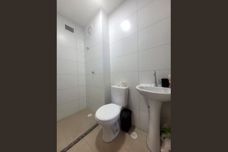 Banheiro de apartamento para alugar com 2 quartos, 54m² em Jardim Terramerica 3, Americana