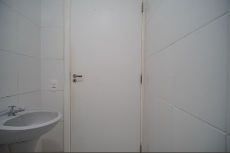Banheiro de apartamento para alugar com 2 quartos, 42m² em Santo Afonso, Novo Hamburgo