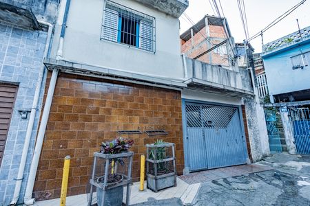 Fachada de casa para alugar com 2 quartos, 100m² em Jardim Sao Saverio, São Paulo