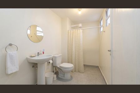 Apartamento à venda com 47m², 2 quartos e 1 vaga Apartamento à venda com 47m², 2 quartos e 1 vagaBanheiro
