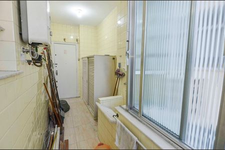 Apartamento para alugar com 115m², 3 quartos e 1 vagaÁrea de Serviço