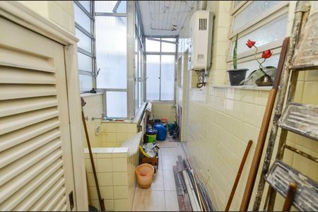 Apartamento para alugar com 115m², 3 quartos e 1 vagaÁrea de Serviço
