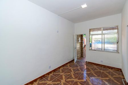 Sala de casa para alugar com 2 quartos, 100m² em Vista Alegre, Rio de Janeiro